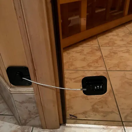 Rum i privatbostad Luxurious En-suit With Sauna *