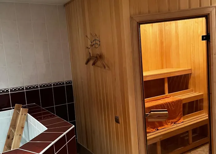 Luxurious En-suit With Sauna Pyussi