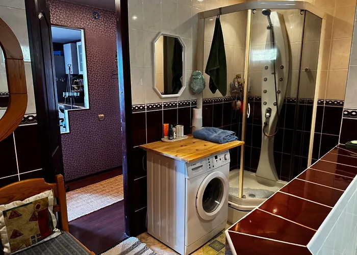 Luxurious En-suit With Sauna Kwatera prywatna *